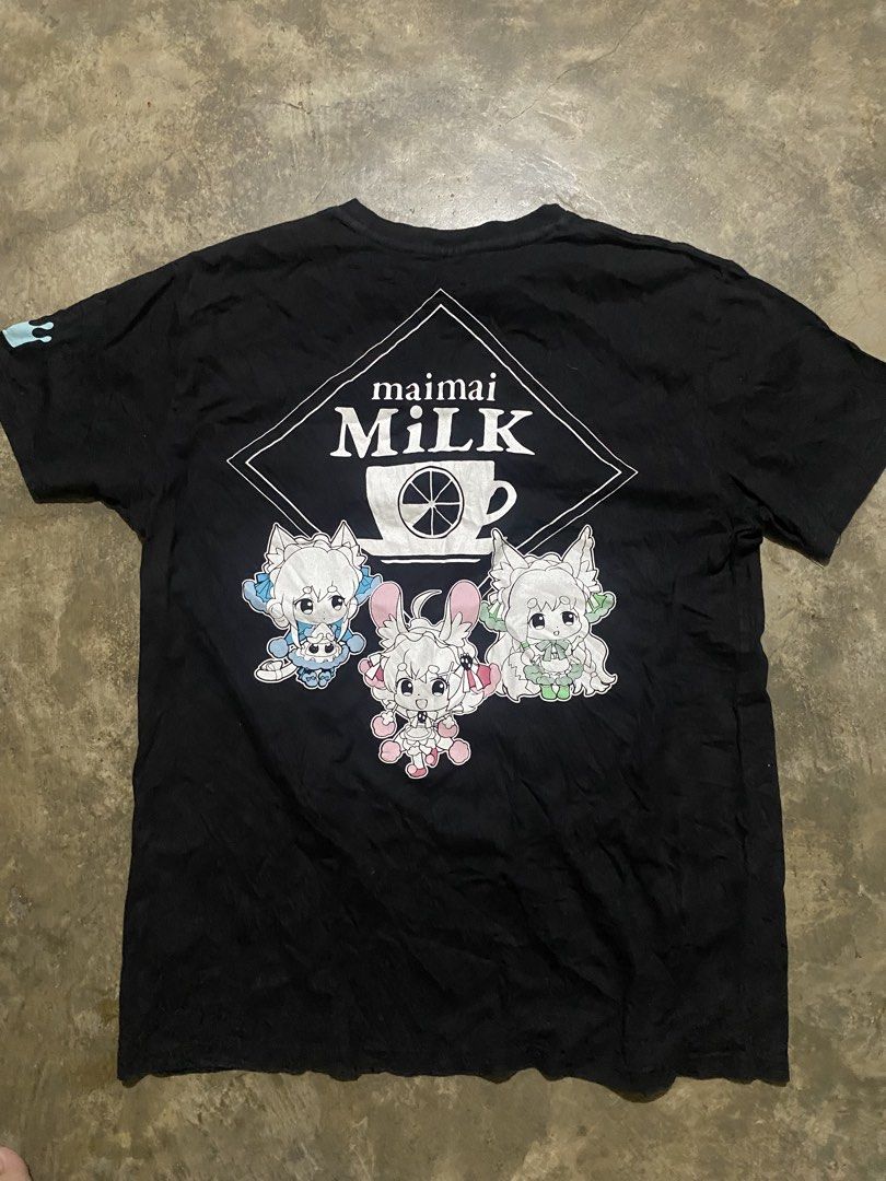 100% Sync x maimai MILK T-shirt (Category: Tshirts & Polo Shirts ) located in Imus. Submitted by mnmv23 (Listing ID 1461101632, Image 2). Description: - Black t-shirt - Front: 100% Sync logo - Back: maimai MILK graphic with cute characters - Ideal for fans of the game - Short sleeves - Crew neck - Comfortable 100% cotton material Size LL.