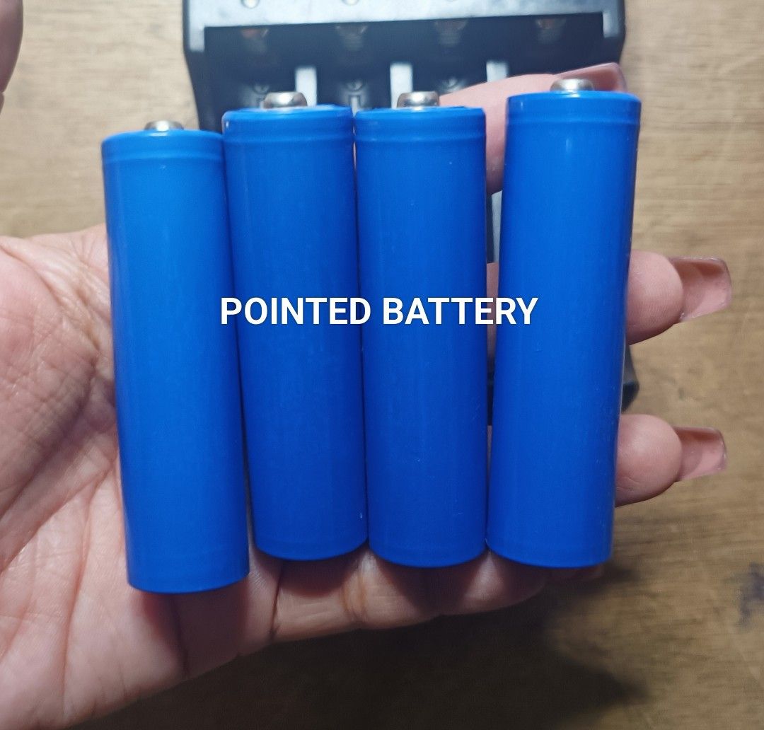 18650 Battery Charger Set (Category: Batteries & Chargers) located in Manila. Submitted by lotty_2489 (Listing ID 1461026380, Image 2). Description: Brandnew GoodQuality Onhand COD GcashPayment #09706504365 Charm.