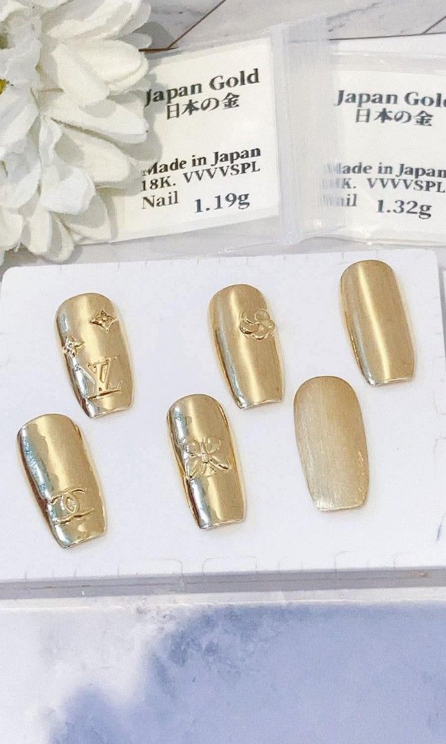 18k Japan gold Nail (Category: Accessory Holder, Box & Organizers) located in Manila. Submitted by bhelgoldseller2ndaccount (Listing ID 1461070415, Image 1). Description: New!!✨New!!✨New!! Authentic 18k Japan Golds 💯pawnable/naisasanla 💯with high appraisal rate 💯good investment 💯Direct supplier price 👉OPEN for resellers 🌺please take time to evaluate their actual sizes and grams 👉Best panggift for all occasions ✅ Sold per grams not per piec