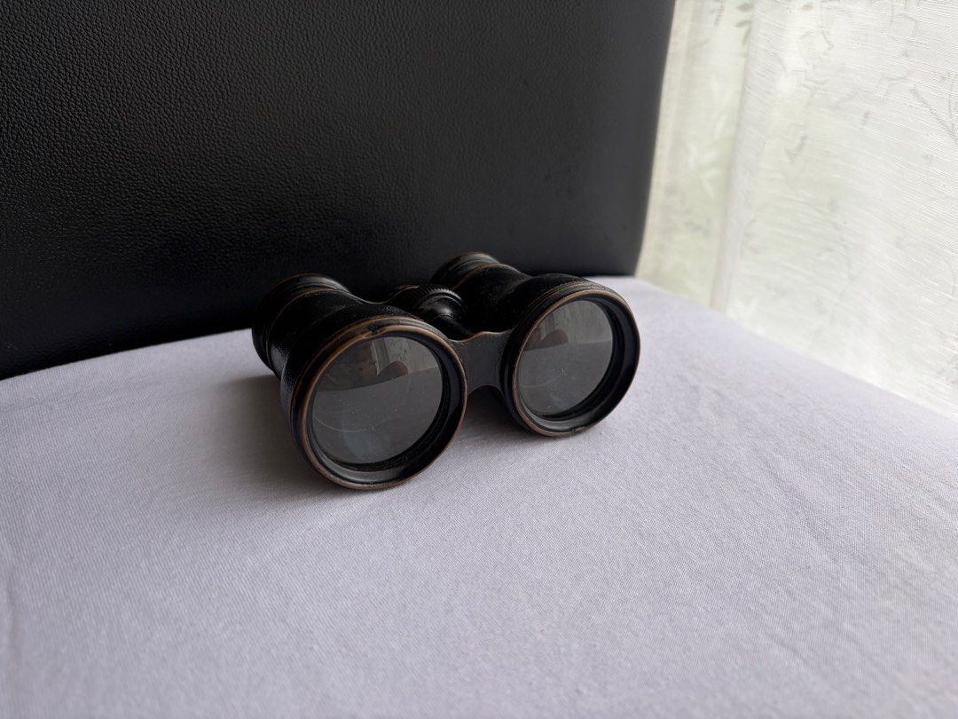 1900s LeMaire Fabt Paris Binocular (Category: Vintage Collectibles) located in Quezon City. Submitted by WasalakTwo (Listing ID 1460944340, Image 1). Description: Japan finds Good condition Unit only Open for delivery nationwide.