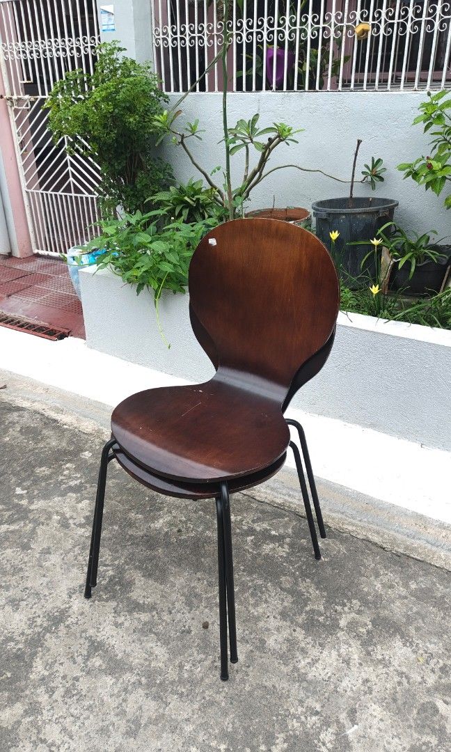 2pc chair (Category: Chairs) located in Manila. Submitted by tonyhawk0592 (Listing ID 1460991930, Image 2). Description: .