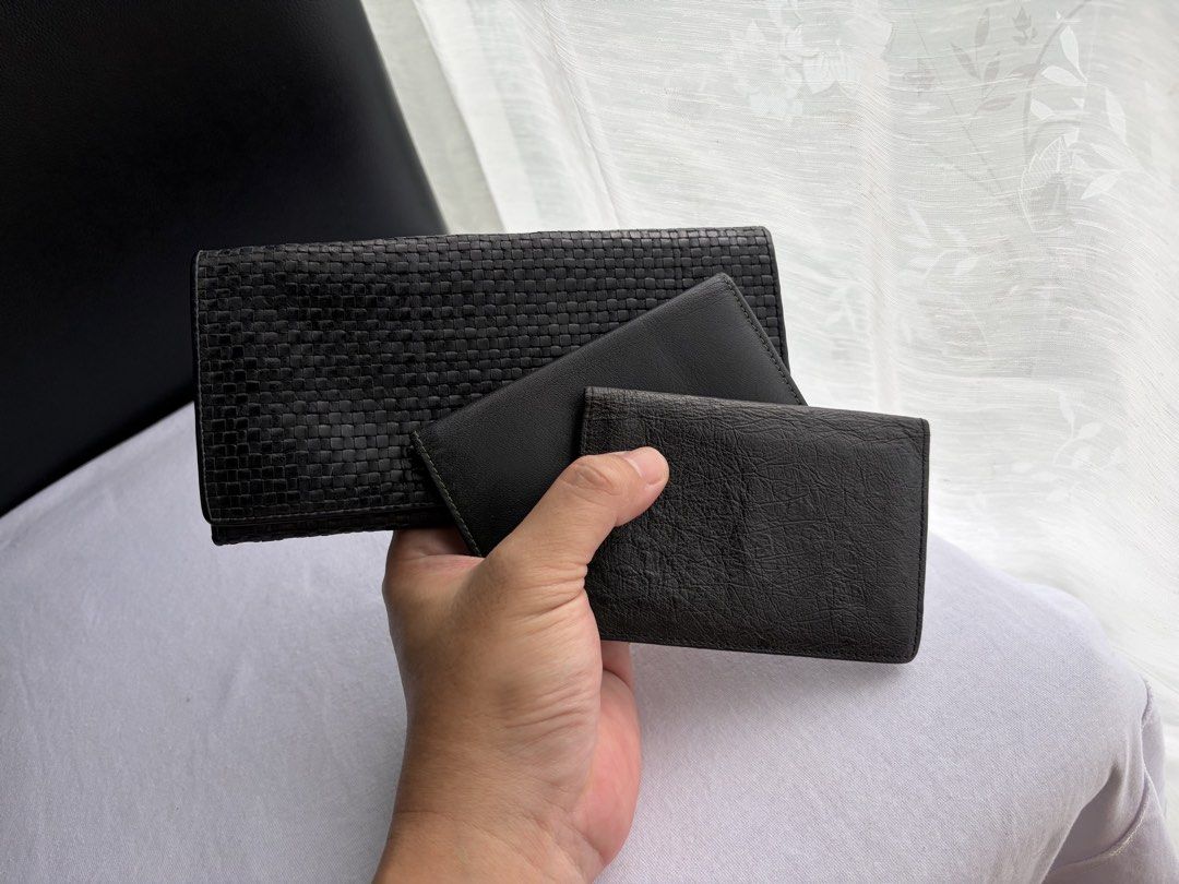 3pcs. Leather Wallet Card Holder (Category: Wallets & Card Holders) located in Quezon City. Submitted by WasalakTwo (Listing ID 1460948724, Image 1). Description: Take all for 550 Bought in Japan All in goodcondition Open for delivery nationwide.