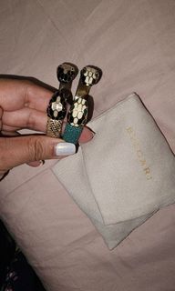 (Category: ) located in . Submitted by swarovski_girl (Listing ID 1461053781, Image 1). Description: .