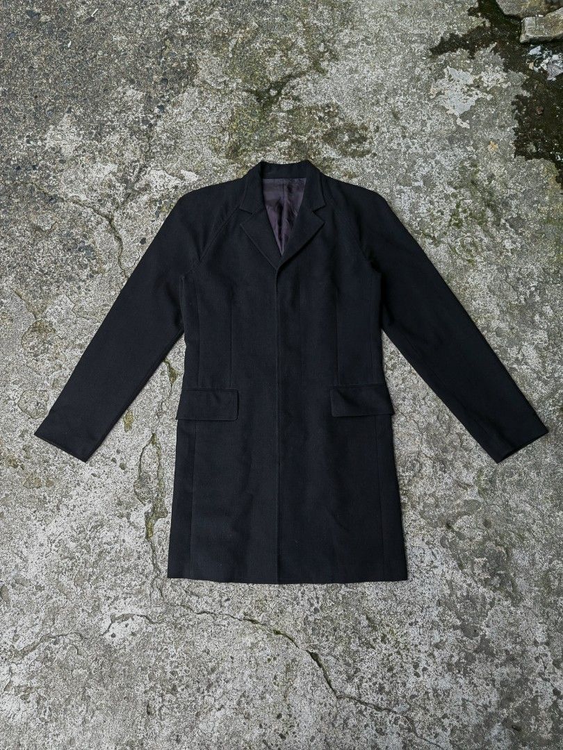 5351 Pour Les Hommes Long Wool Blazer (Category: Coats, Jackets and Outerwear) located in Taguig. Submitted by xurocurations (Listing ID 1461013694, Image 1). Description: -18 Width (Armpits, Chest, Thigh part) -36 Length -26 Shoulder to Sleeve Cuffs (Has Minor Flaws, Loose stitch on the lower part of silk Lining, Can be altered).