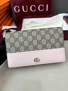 (Category: ) located in . Submitted by millen.outlet (Listing ID 1460923171, Image 1). Description: .
