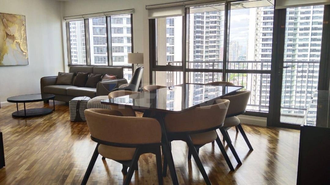 🔥 EXCLUSIVELY LISTED | 2BR CORNER UNIT AT JOYA NORTH TOWER🔥 (Category: Apartments & Condos) located in Makati City. Submitted by REMAXCapital (Listing ID 1460999534, Image 2). Description: 🔥 EXCLUSIVELY LISTED | 2BR CORNER UNIT AT JOYA NORTH TOWER🔥 More than just a beautiful home, this 2-bedroom unit is a versatile property for the discerning buyer—ideal for personal end-use, a sophisticated city residence, or a valuable addition to an invest