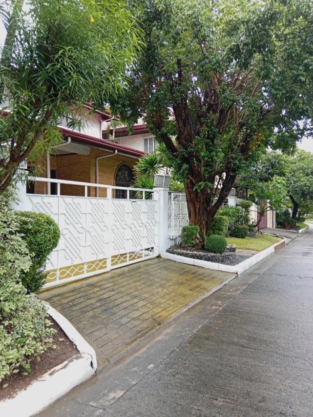 (Category: ) located in . Submitted by renzproperties (Listing ID 1461034639, Image 1). Description: .