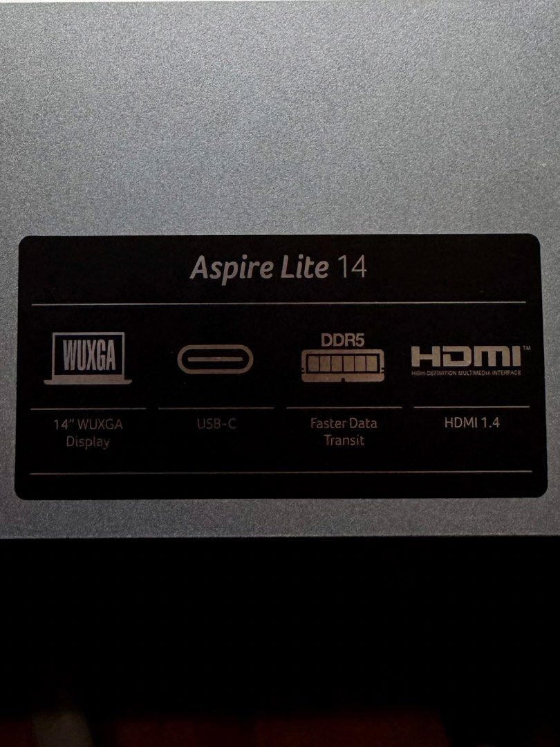 ACER Aspire Lite 14 (Category: Laptops & Notebooks) located in Quezon City. Submitted by abqd0 (Listing ID 1460981467, Image 3). Description: Comes with -Bag -Dust bag -Mouse -Mouse pad.