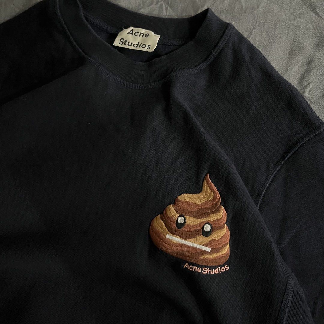Acne Studios Crew Neck Long sleeve (Authentic/Legit) (Category: Coats, Jackets and Outerwear) located in Manila. Submitted by jflipsmnl (Listing ID 1461021405, Image 3). Description: Acne Studios Crew Neck Long sleeve (Authentic/Legit) COLOR RATE: 10/10 CONDITION: As new condition ISSUE: Any issues/flaws 1200.