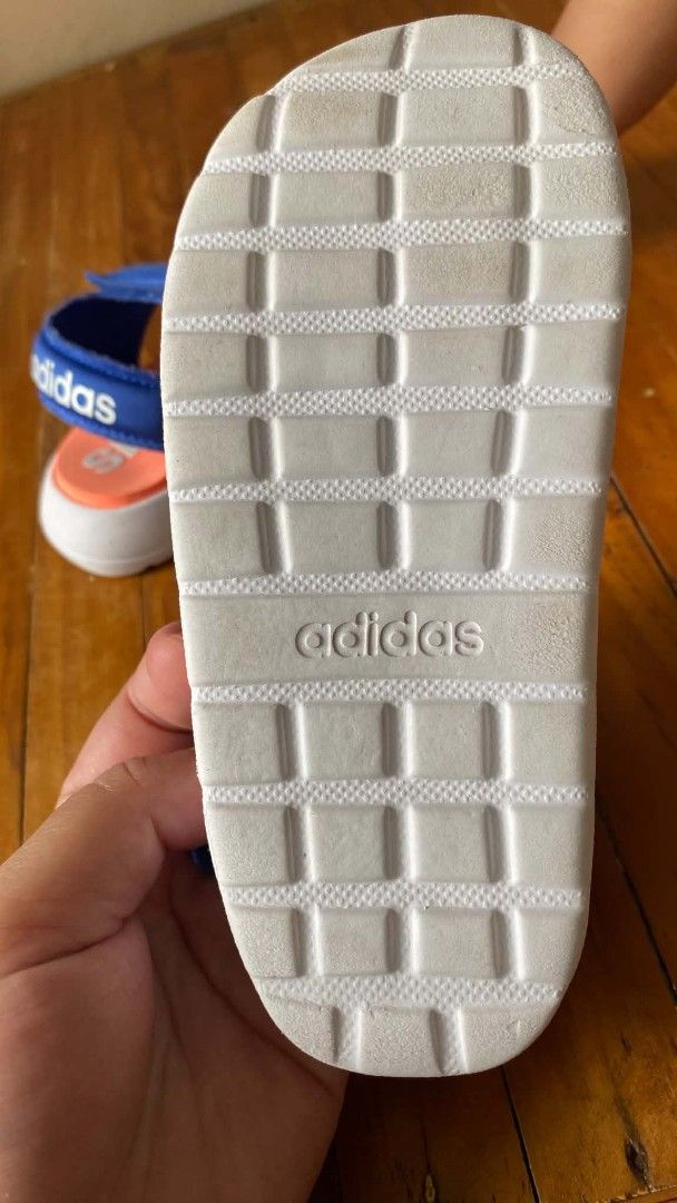 Adidas Comfort Sandal (Category: Babies & Kids Fashion) located in Antipolo. Submitted by anj.dacer31 (Listing ID 1460988585, Image 2). Description: like new condition once used only .