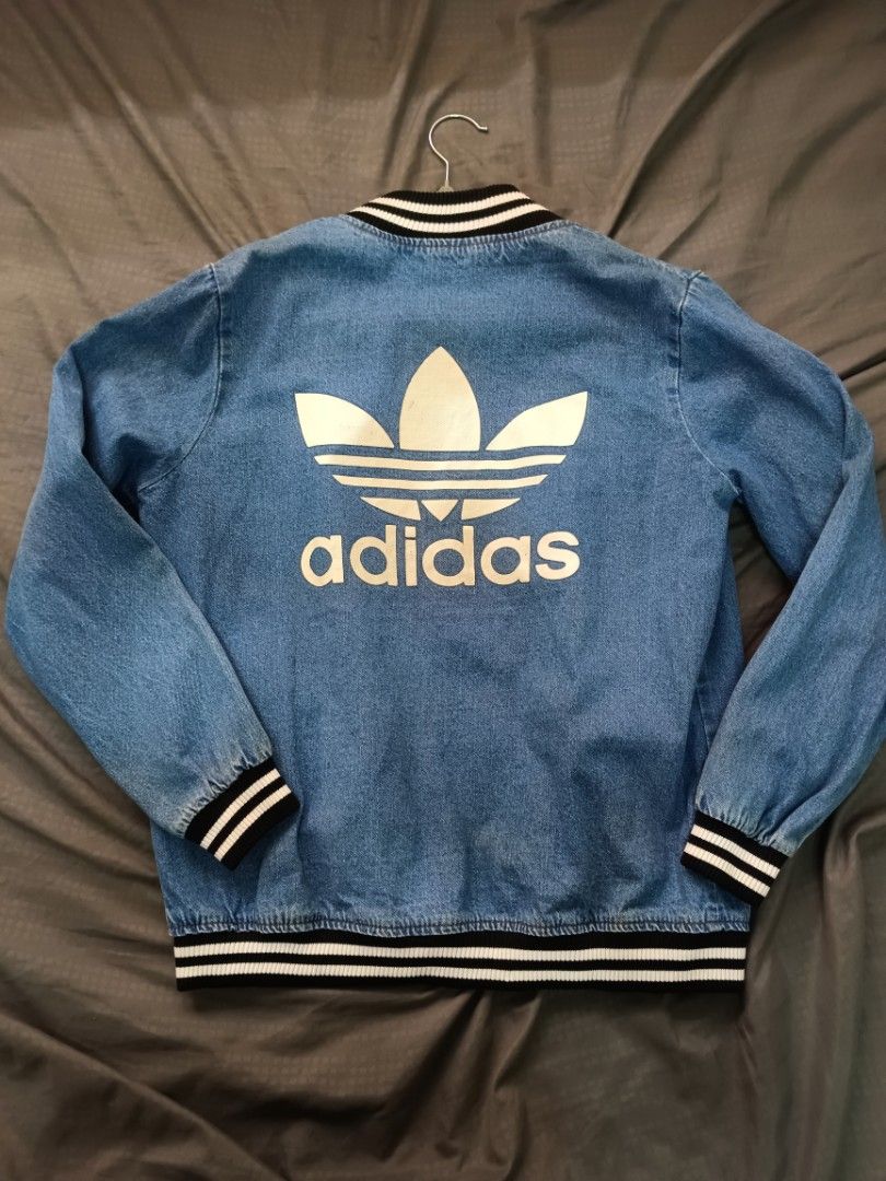 Adidas Denim Jacket (Category: Coats, Jackets and Outerwear) located in Daet. Submitted by cn_thrifter101 (Listing ID 1460940603, Image 2). Description: .