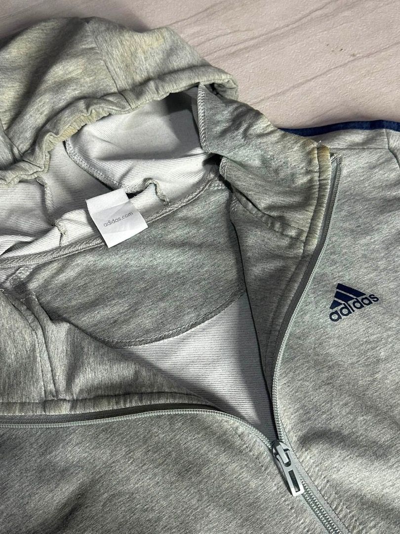 Adidas full zip hoodie (Category: Hoodies) located in Manila. Submitted by nb_thriftshop (Listing ID 1461059204, Image 3). Description: adi full zip hoodie 26 length 21 width medium to large no issue need wash.