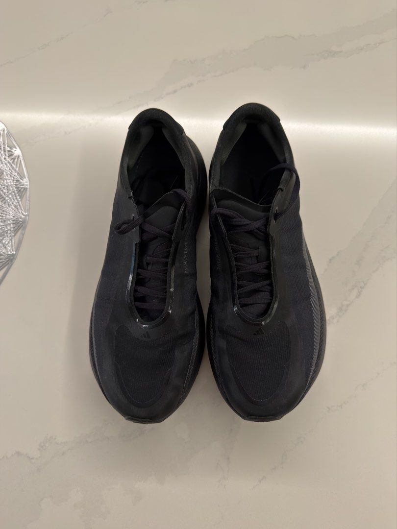 Adidas Hyperboost EDGE (Category: Sneakers) located in Taguig. Submitted by notobrokies (Listing ID 1460955931, Image 2). Description: LEGIT / LIKE NEW - just some paint chips RFS: TOO MANY SHOES 70km MILEAGE NO TRADE / NO NEGO / LAST PRICE GCASH PAYMENTS ONLY - NO COD LALAMOVE OR GRAB ONLY NO LBC / J&T SERVICES .