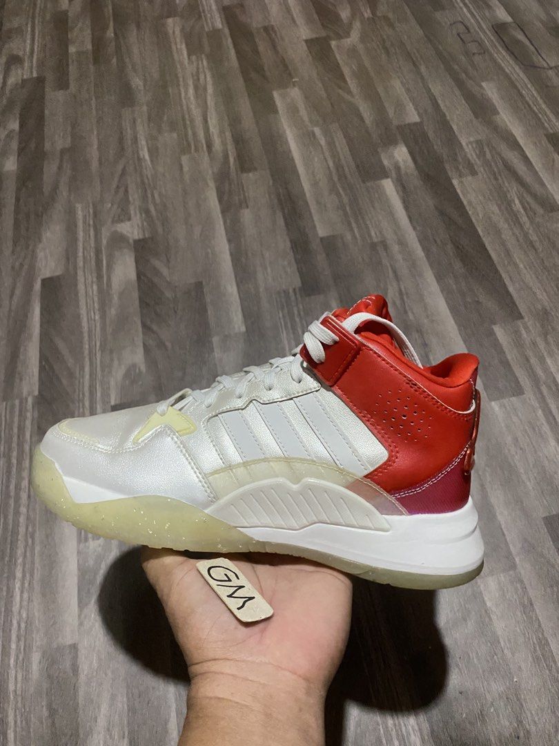 Adidas Neo Mismatch (Category: Sneakers) located in Cebu City. Submitted by freemoon.b85e0c (Listing ID 1461092697, Image 2). Description: Adidas Neo Mid Mismatch Legit/Unisex Size 8 usL/7 usM/6.5 uk/40 euro/25 cm Price 780 plus sf Good condition.