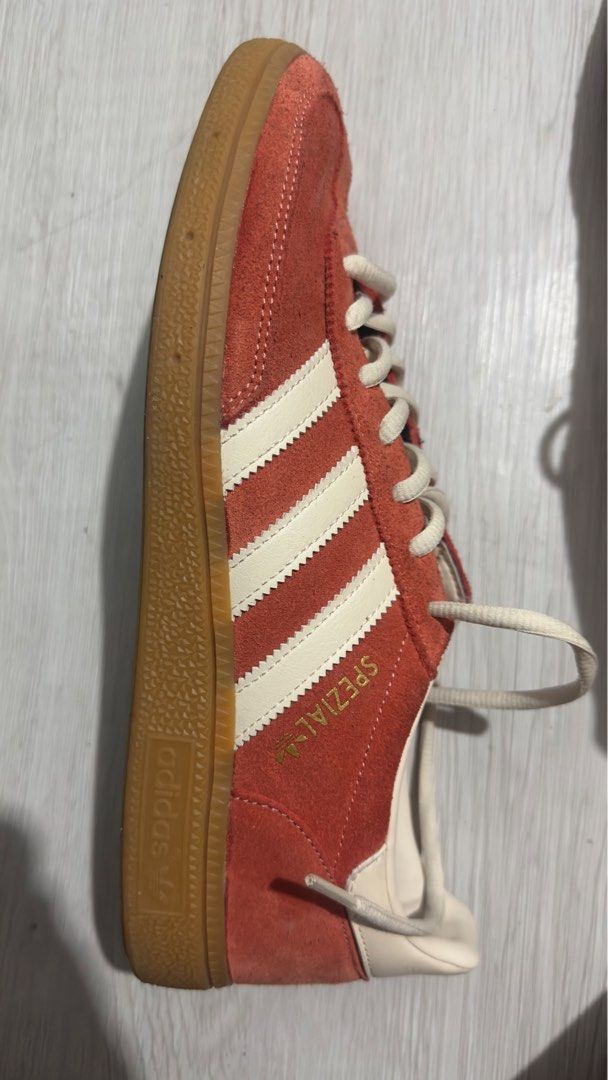 Adidas Spezial (Category: Casual Shoes) located in Mandaluyong City. Submitted by milkaluv.x (Listing ID 1461060098, Image 2). Description: Adidas Spezial Unisex (Used but not abuse) With box and Extra lace Size 42.5cm No issue Price 2,500.