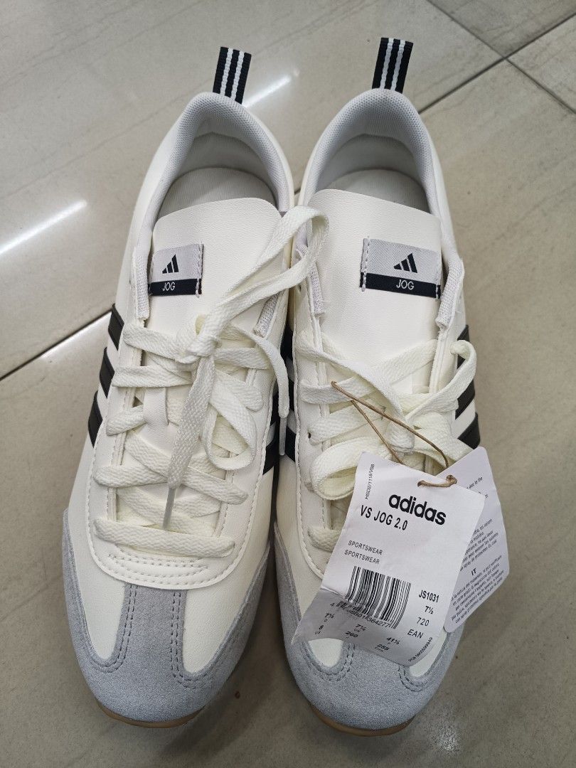 ADIDAS VS JOG 2.0 (Category: Sneakers) located in Caloocan City. Submitted by aaa_ladies (Listing ID 1461000083, Image 3). Description: FREESF CHECK PICTURE FOR DETAILS BRAND NEW CONDITION.