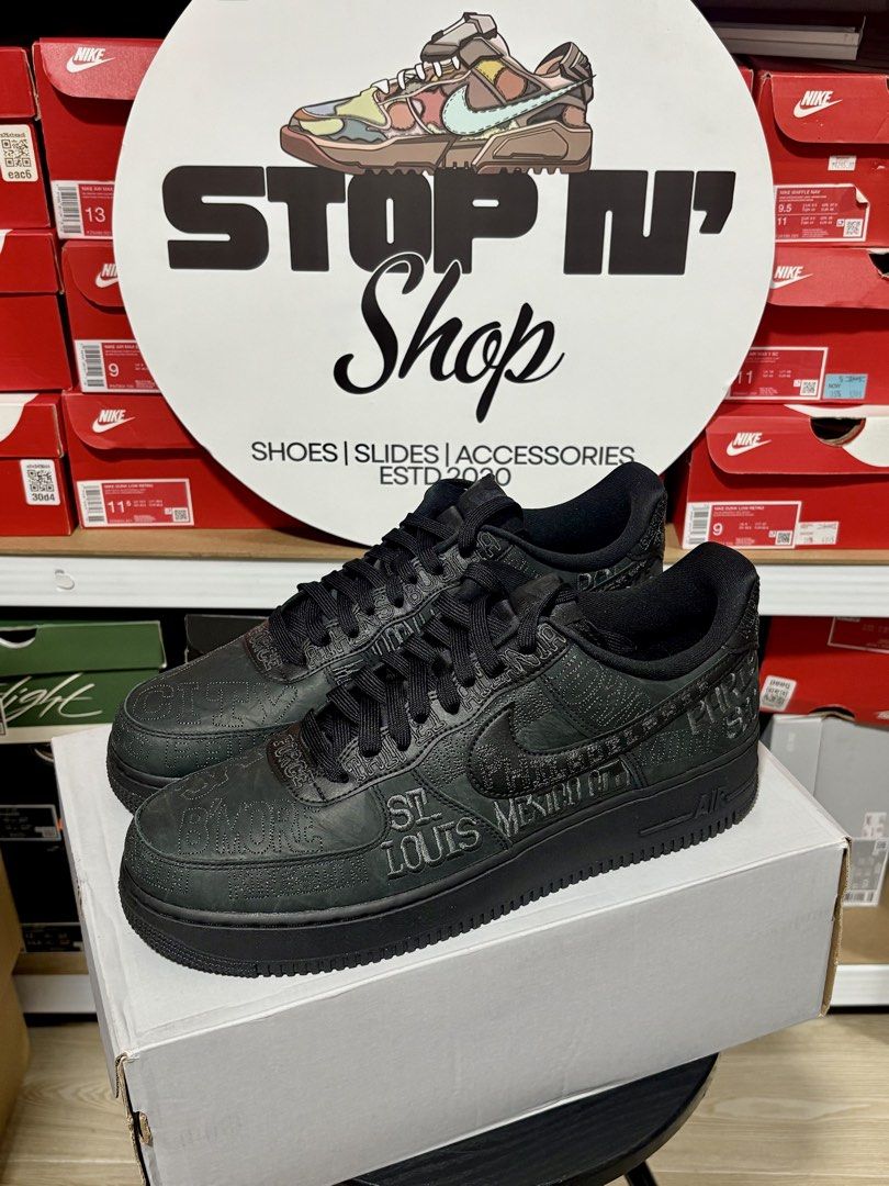 AIR FORCE 1 LOW 'WORLD TOUR - BLACK' (Category: Sneakers) located in Makati City. Submitted by ilovestopnshop20 (Listing ID 1460958320, Image 3). Description: NEW ARRIVALS ⚡️ I N S T O C K 🚨 AIR FORCE 1 LOW 'WORLD TOUR - BLACK' Size Available: 9.5/10.5/12 US Men ✅NOW: ₱3,995 ❌SRP: ₱6,995 ON HAND & READY TO SHIP! 📍LOCATION: BRGY KARUHATAN, VALENZUELA CITY MOP • GCASH, BDO, BPI MOD • Lalamove, J&T Express, GOGO XPRESS, LBC COD or COP ALL ITEMS AR