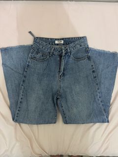 (Category: ) located in . Submitted by coles.collection (Listing ID 1461065757, Image 1). Description: .