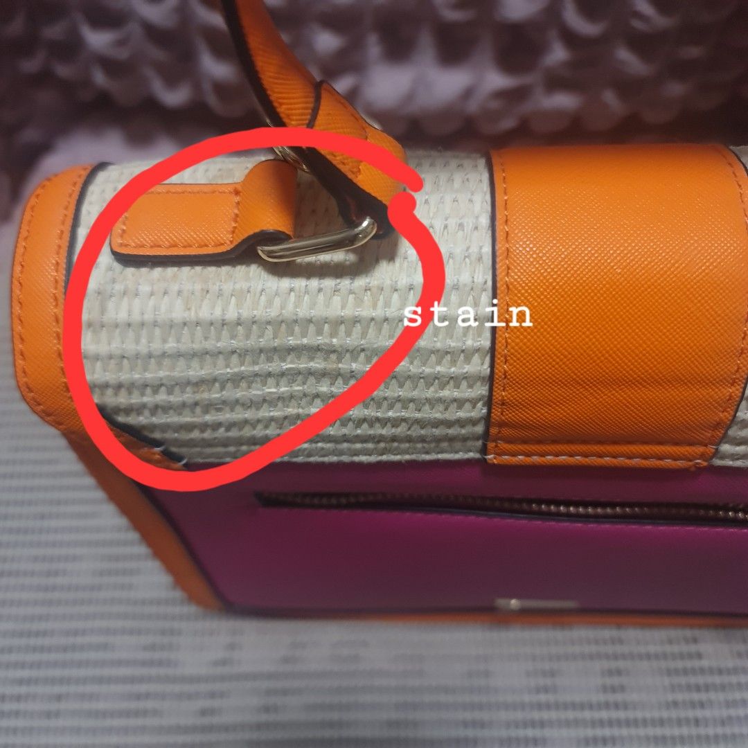ALDO shoulder bag (Category: Shoulder Bags) located in Manila. Submitted by jeth75 (Listing ID 1461040982, Image 3). Description: Aldo bag.