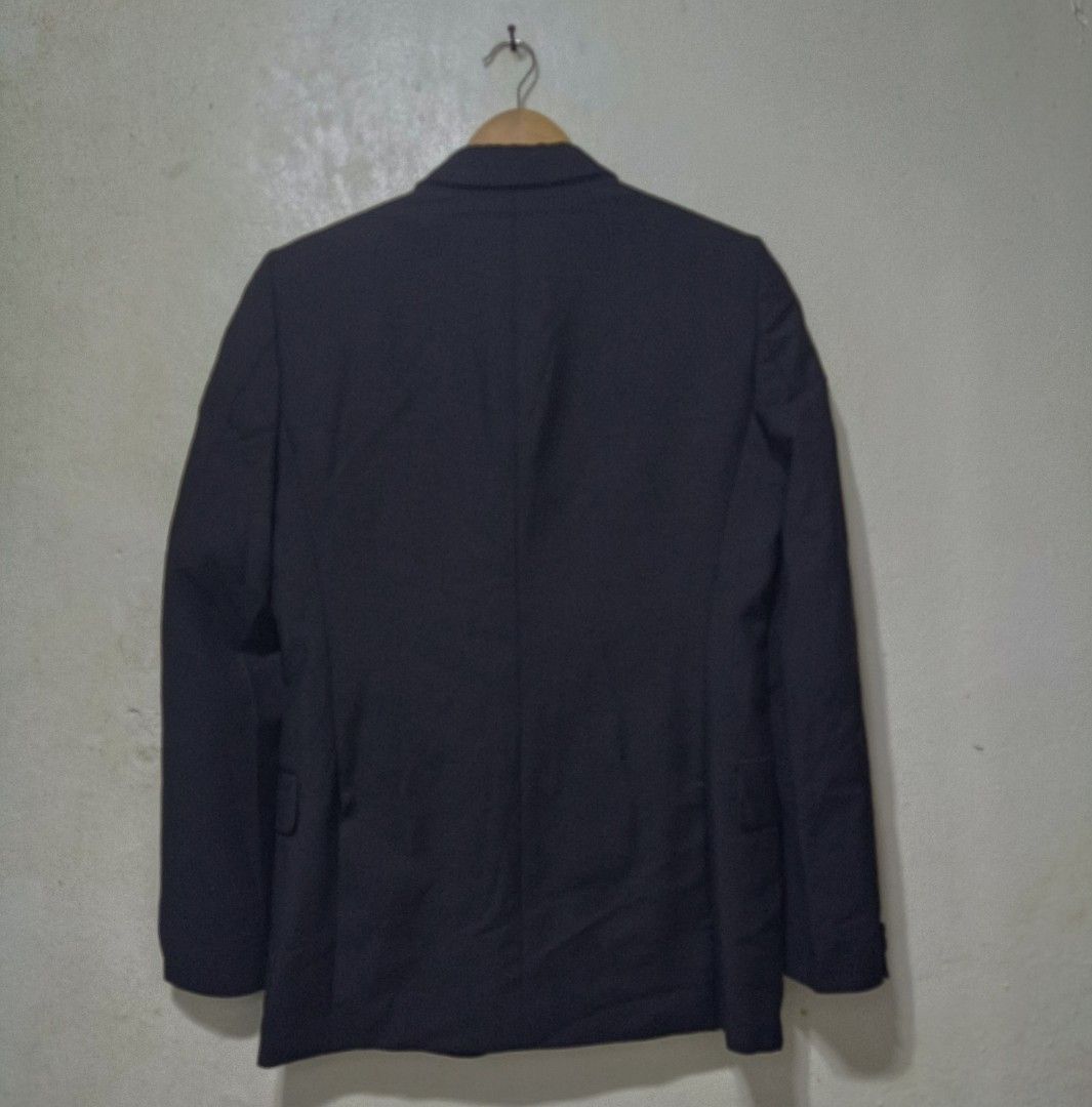 Alexander McQueen blazer coat (Category: Coats, Jackets and Outerwear) located in Muntinlupa City. Submitted by kamiseta01 (Listing ID 1461010797, Image 2). Description: authentic Alexander McQueen blazer coat size 46 small via tape measure excellent condition.
