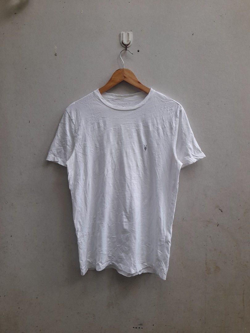 ALLSAINTS Race Tonic Crew Shirt (Category: Tshirts & Polo Shirts ) located in Iloilo. Submitted by mnky.bsns03 (Listing ID 1461060563, Image 1). Description: 9.5/10 Color rate No issues 28 Length 19 Width.