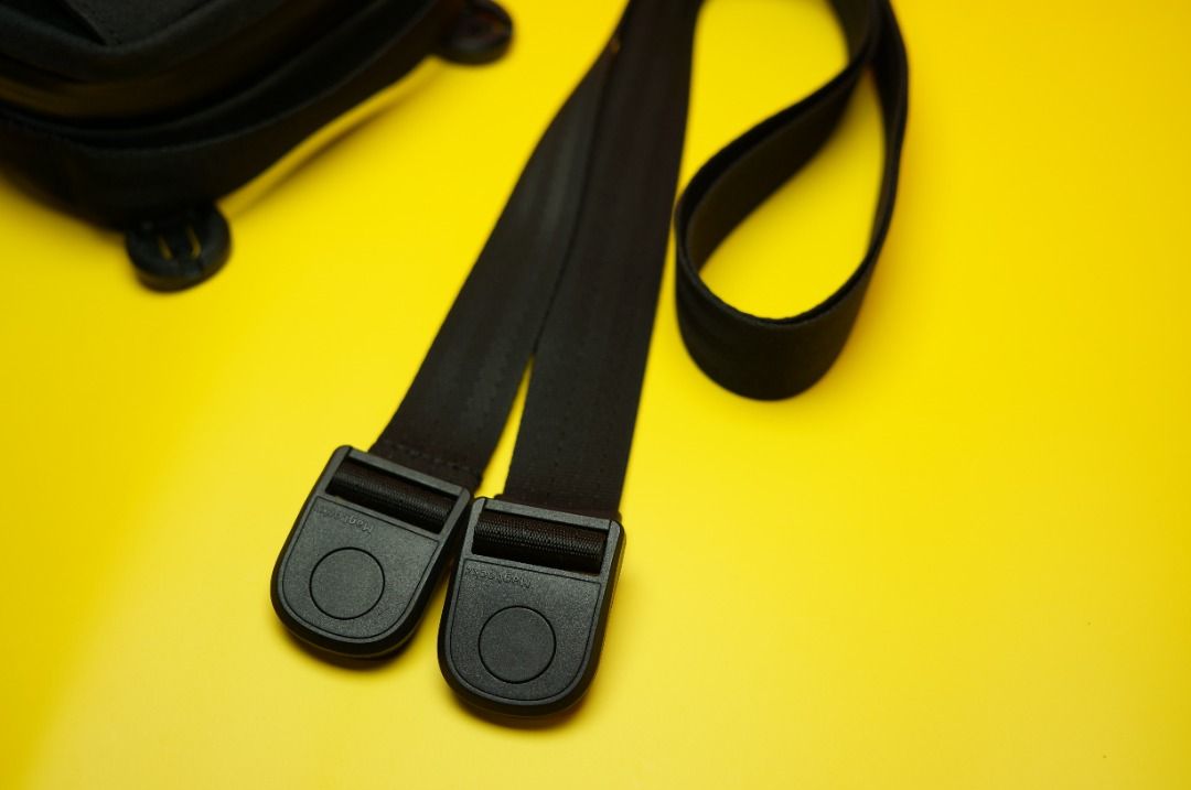 ALPAKA Modular Sling V2 – Axogrid 300D (Category: Sling Bags) located in Baguio. Submitted by duenell.027 (Listing ID 1460933734, Image 3). Description: ALPAKA Modular Sling V2 – Axogrid 300D • Good condition • Fully functional • Clean and well-maintained • Minimal signs of use • Test all you want upon meet-up Features: • Axiom 300D fabric – durable and water-resistant • Modular design – maraming options para i-customize ang setup • Compact pero 