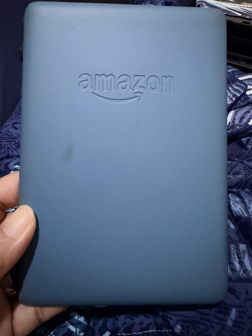 Amazon Kindle Paperwhite 10th Gen (Category: E-Readers) located in Paranaque City. Submitted by hannah.agupit (Listing ID 1460942248, Image 3). Description: Unit and cable for charging Issues: some scratches and dents as seen on pics but all is working as usual Ready to use.