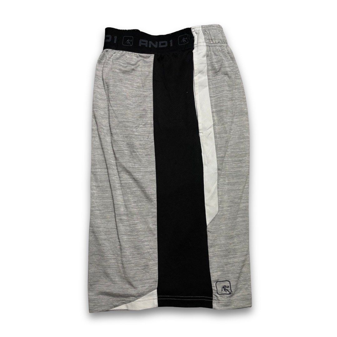 AND1 Basketball Shorts (Category: Shorts) located in Quezon City. Submitted by thriftg00dies (Listing ID 1461093511, Image 3). Description: Waist: Adjustble (3xl on tag) Length: 24.5 Thigh: 16 Hem: 16 Color rate: 8.5/10 Condition: 8/10 No Issue.