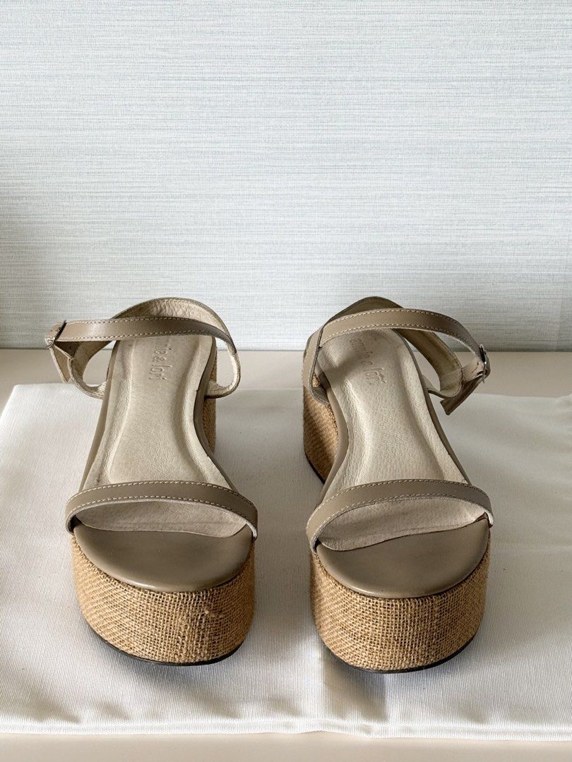 Annie & Lori Sako Platform Sandals in Bone (Category: Sandals) located in Tarlac. Submitted by samdeclutters_ (Listing ID 1460971277, Image 2). Description: - Brand Size: 70 (23.5cm) - Standard Size: US6 - Color: Bone/Brown - Used once - RFS: I don’t reach for it as much - Feel free to ask for more pics!.