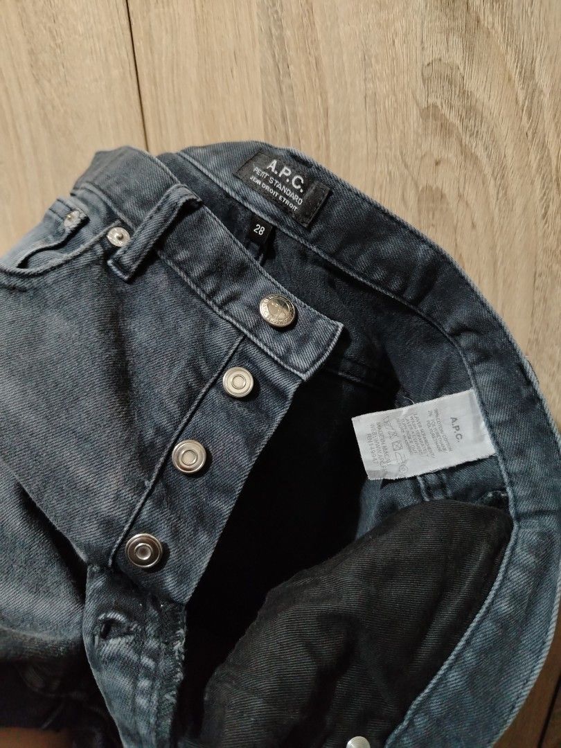 A.P.C. Slimfit buttonfly (Category: Jeans) located in Plaridel. Submitted by orfdnix (Listing ID 1461026777, Image 3). Description: *APC slim stretch buttonfly Washed Grey Actual waist: 29-30 Length: 39 Hem: 6 Loc: bulacan.