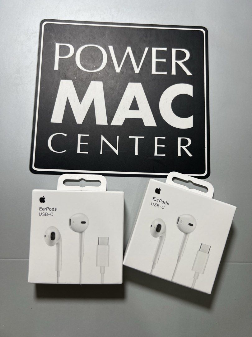 Apple Earphones Type-C (Category: Earphones) located in Manila. Submitted by jmph_ (Listing ID 1461097941, Image 2). Description: 🍎 Apple Earphones Type-C ✅ Brand New & Sealed ✅ USB Type-C Connector ✅ Plug & Play ✅ Clear & Quality Sound ✅ Perfect for Music, Calls, Videos & Everyday Use ✅ Compatible with Type-C devices 🚚 Same-Day Delivery Around Manila 📦 J&T Nationwide Shipping Available 📩 PM for price, availability, and deliver .
