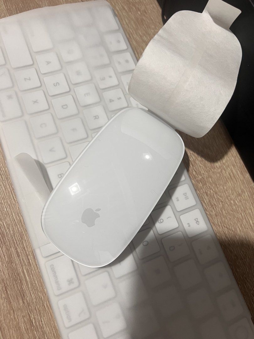Apple Magic Mouse with Touch ID Keyboard (Category: Computer Keyboard) located in Las Pinas. Submitted by sashimex (Listing ID 1461083089, Image 1). Description: Extra from my iMac. Complete with USB-C cable.