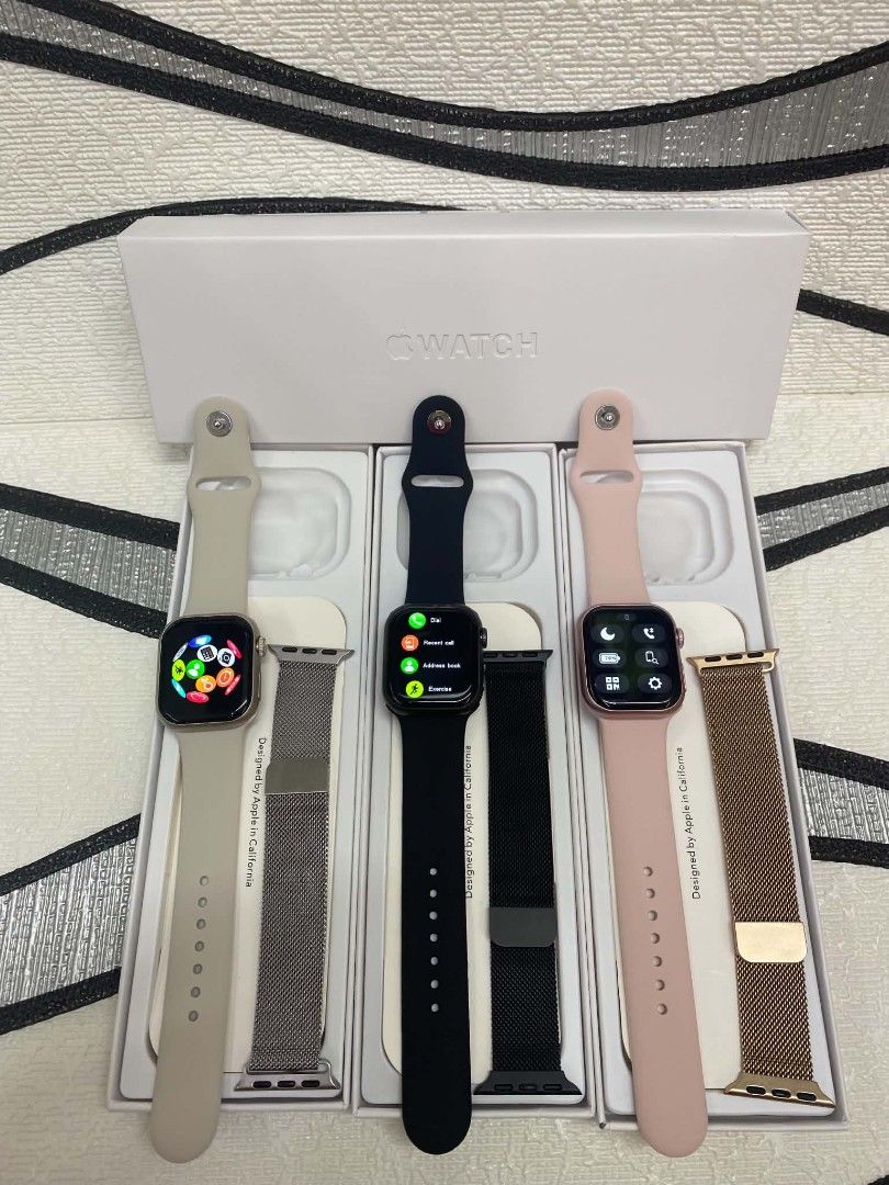 Apple Watch Series 11 42Mm (Category: Wearables & Smart Watches) located in Manila. Submitted by vasthorse.ebb609 (Listing ID 1460985316, Image 1). Description: Apple Watch Series 11 Premium copy.