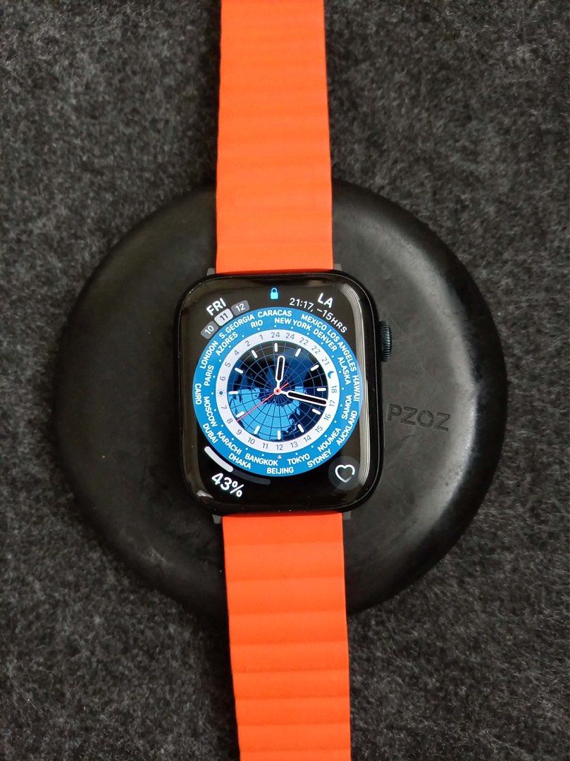 Apple Watch Series 9 (Category: Men's Watches) located in Las Pinas. Submitted by lucas.09 (Listing ID 1460944803, Image 3). Description: Original Apple Watch Series 9 Purchased from PowerMac Greenbelt Complete with box and charger With 5 straps (2 straps are reversible) - all branded and purchased from Rustans Makati. RFS: i prefer to wear a traditional watch Negotiable. SMS/call me 09173161549 .
