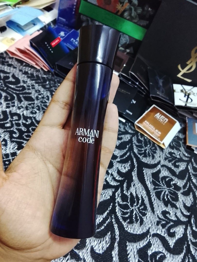Armani code (Category: Fragrance & Deodorants) located in Labis. Submitted by nyellly (Listing ID 1461086541, Image 1). Description: .