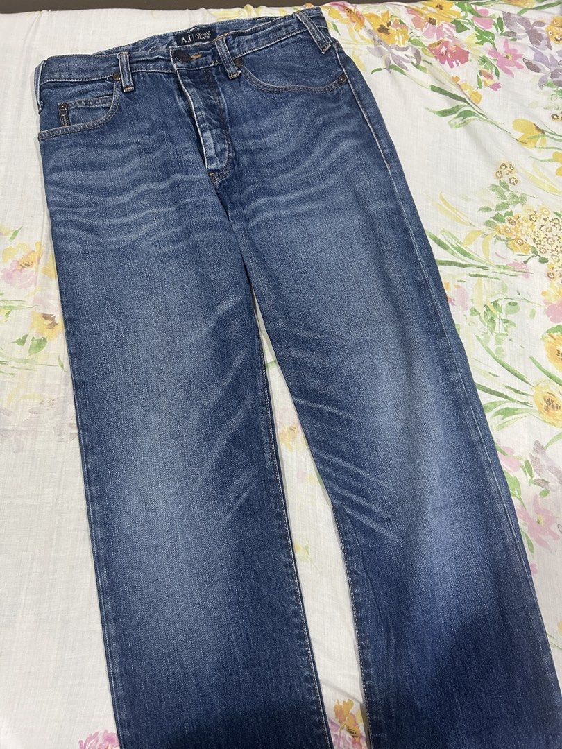 armani jeans straight pants (Category: Other Bottoms) located in Antipolo. Submitted by giaciers (Listing ID 1461056820, Image 1). Description: so cute! size 26-27 .