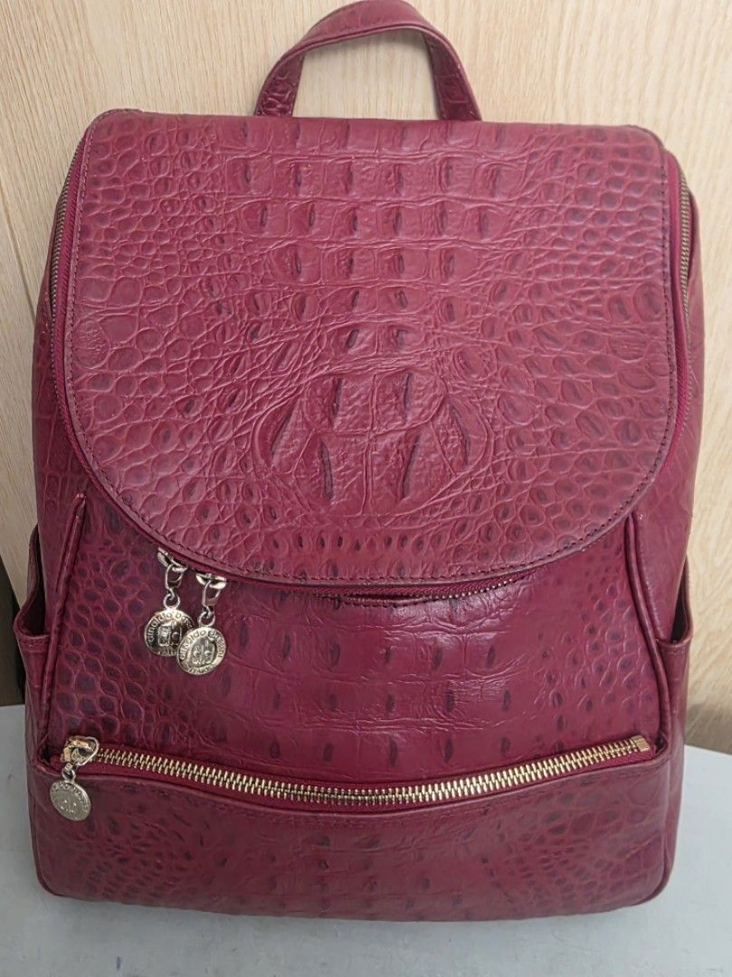 ARNALDO BASSINI ITALY BACKPACK (Category: Backpacks) located in Manila. Submitted by yammm23 (Listing ID 1460979840, Image 1). Description: ARNALDO BASSINI ITALY BACKPACK Stylish, elegant, and practical! ❤️ This maroon crocodile-textured backpack is perfect for everyday use, work, school, travel, or casual outings. ✨ Features: 👍Rich maroon/burgundy color 👍Elegant crocodile-embossed texture 👍Spacious main compartment 👍Multiple zippered pockets