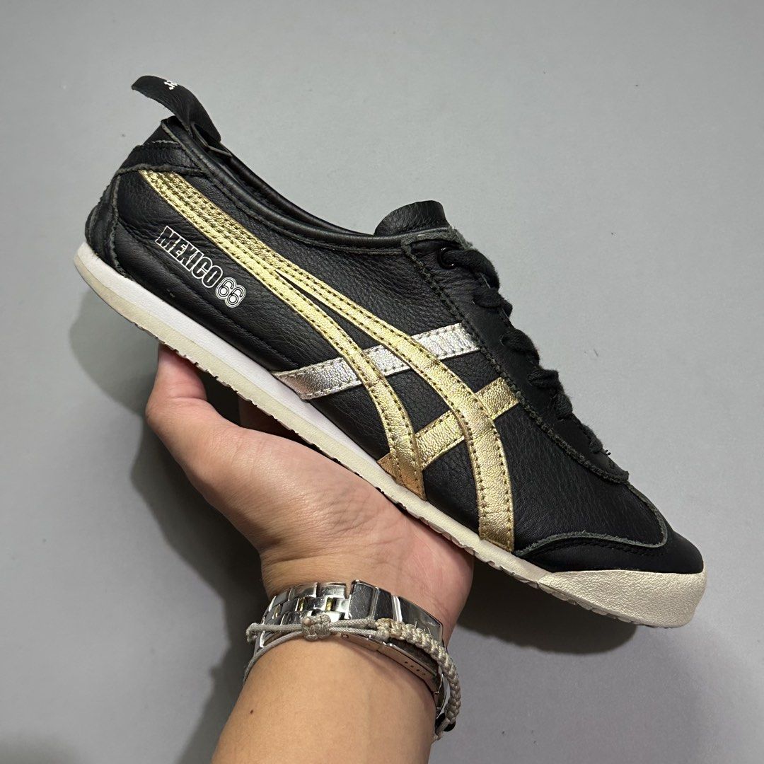 ASICS ONITSUKA TIGER MEXICO 66 “Black gold silver” (Category: Sneakers) located in Baguio. Submitted by macshop_items (Listing ID 1460976747, Image 2). Description: ASICS ONITSUKA TIGER MEXICO 66 “Black gold silver” - Size 6us mens/7.5us wmns(24.5cm) - Excellent condition ₱ 2,280 + sf .