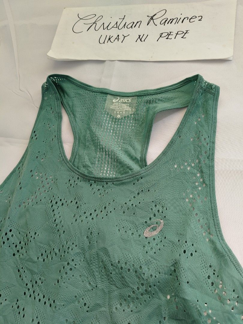 Asics Ventilate actibreeze top (Category: Activewear) located in Bocaue. Submitted by ukaynipepe (Listing ID 1460943777, Image 3). Description: Asics Ventilate actibreeze top Medium on tag Width 16.5 Length 23.5 Like new.