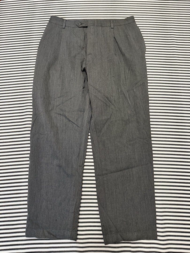 Austin Reed Super 100's Grey Tailored Trousers (Category: Trousers) located in Cavite. Submitted by mosesangelo (Listing ID 1461038656, Image 1). Description: -Condition: 9/10.