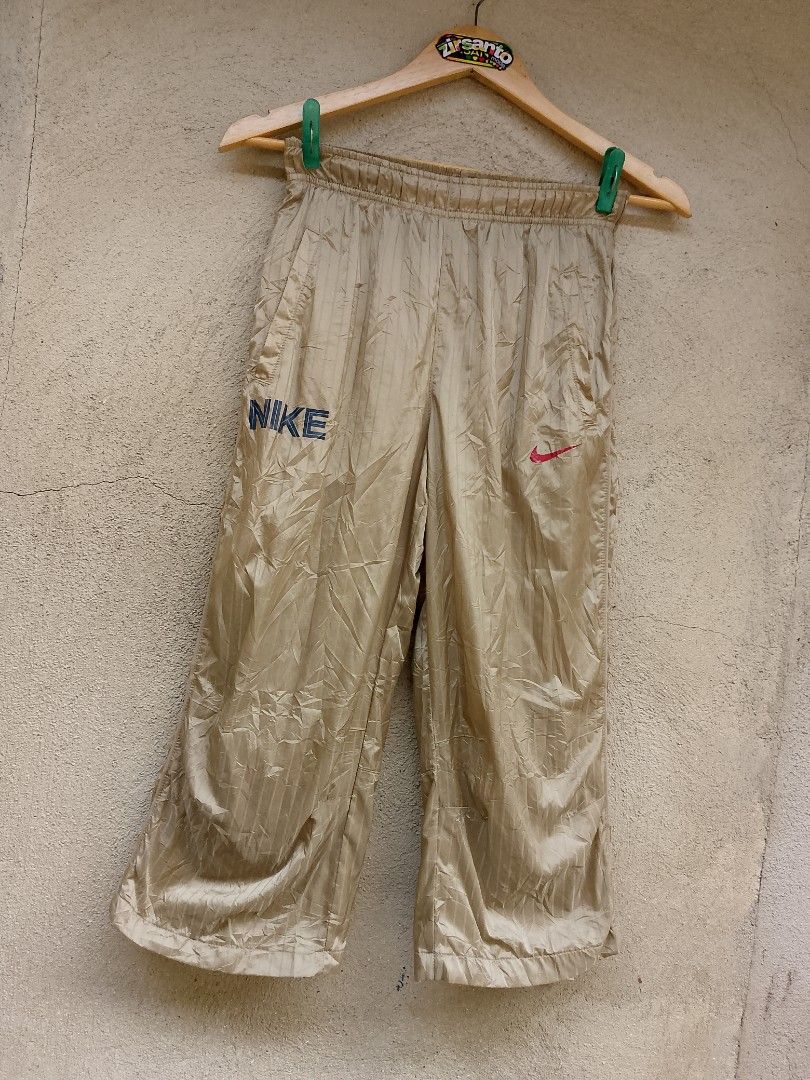 AUTHENTIC! " NIKE (baggy sweatpants) UNISEX " (Category: Other Bottoms) located in Danao, Cebu. Submitted by azaiahnere02 (Listing ID 1461105877, Image 2). Description: details are in first photo ‎measurements through tape measure ‎pm/dm for other details,issues or transactions ‎negotiable! 👊😁.