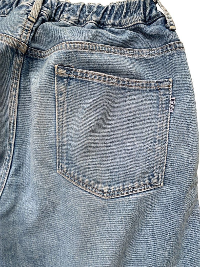 Authentic bape wgm shark shorts (Category: Shorts) located in Lipa City. Submitted by inglowetrust (Listing ID 1461062447, Image 3). Description: Waist: 33 Length:20 Width:19 Leg open: 10.