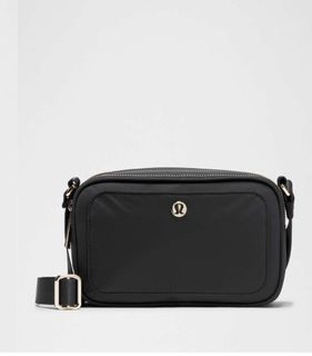 (Category: ) located in . Submitted by luxestuffph (Listing ID 1460948798, Image 1). Description: .
