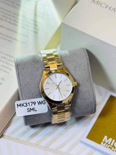 (Category: ) located in . Submitted by rmcs.luxwatches (Listing ID 1460936126, Image 1). Description: .