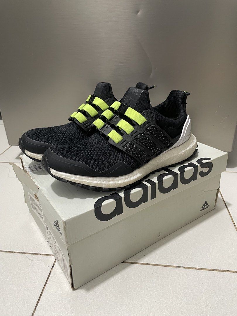 B1T1 Adidas Ultraboost 1.0 (Category: Sneakers) located in Taguig. Submitted by goldensappy (Listing ID 1460930600, Image 3). Description: Buy 1 Take 1 ₱6,000 Adidas Ultraboost 1.0 US 6.5 UK 5 Lightly used and needs cleaning Box medyo sira na But super comfy siya RFS need to size up .