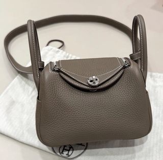 （分類：）位於 。 由 bellize.luxury 提交（商品編號 1460969874，圖片 1）。簡介： 。