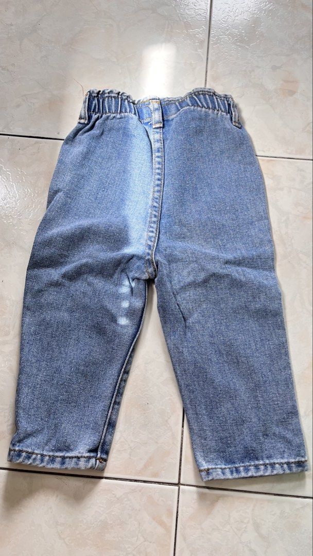 Baby Pants (9-12 months) (Category: Babies & Kids Fashion) located in Quezon City. Submitted by charlottes_boutique (Listing ID 1460949448, Image 2). Description: .