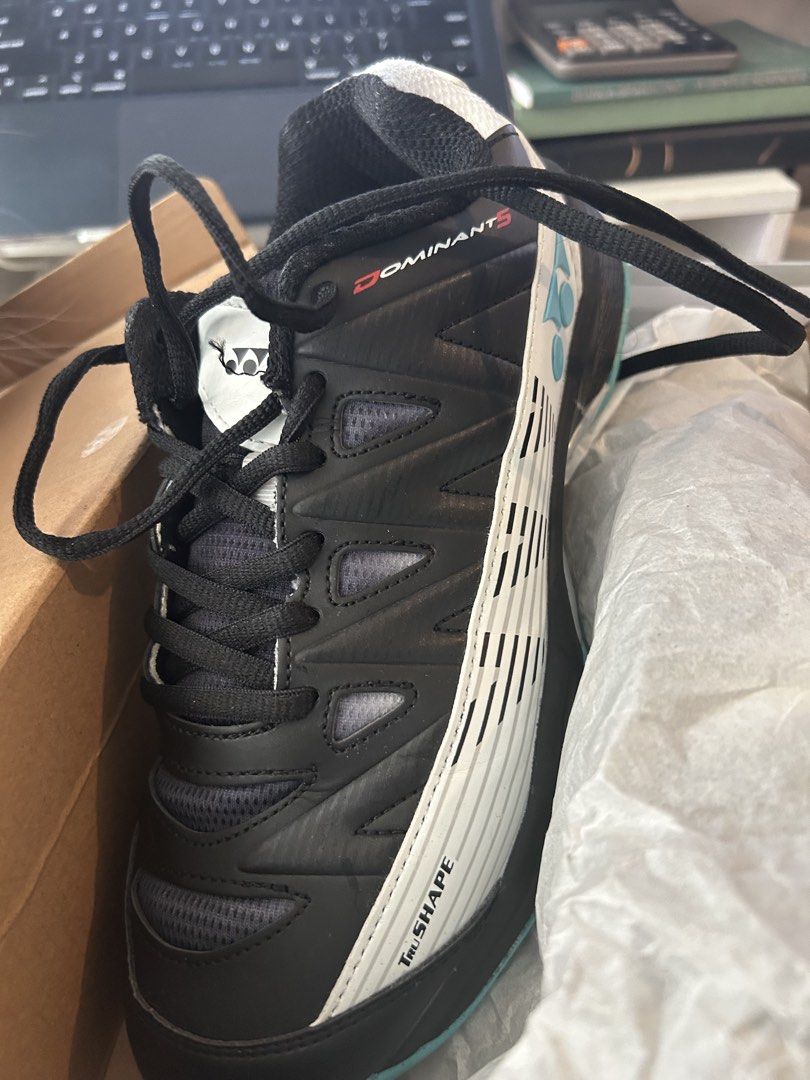Badminton Shoes (Category: Racket and Ball Sports) located in Manila. Submitted by iamavaleriena (Listing ID 1460950909, Image 3). Description: Selling these good as new shoes. Unisex Yonex Badminton/Pickleball Shoes 25.5cm - black and green 3k 26cm - orange and gray 3k Buy 2 for 5.2k.