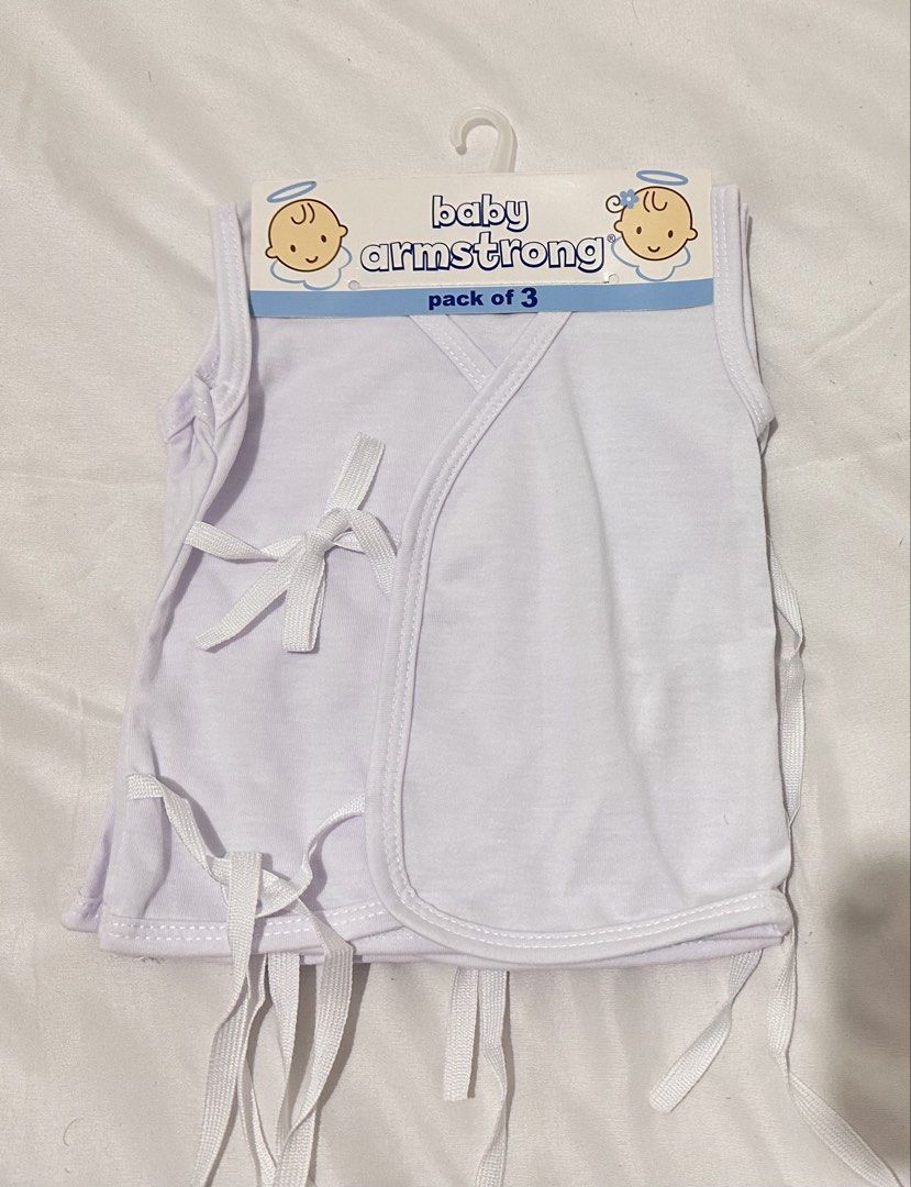Baru Baruan Sleeveless 3pcs (Category: Babies & Kids Fashion) located in Valenzuela. Submitted by shopbychacha (Listing ID 1461077155, Image 1). Description: Baru Baruan Sleeveless 3pcs Baby Armstrong Brand Unisex for girl or boy Newborn size.