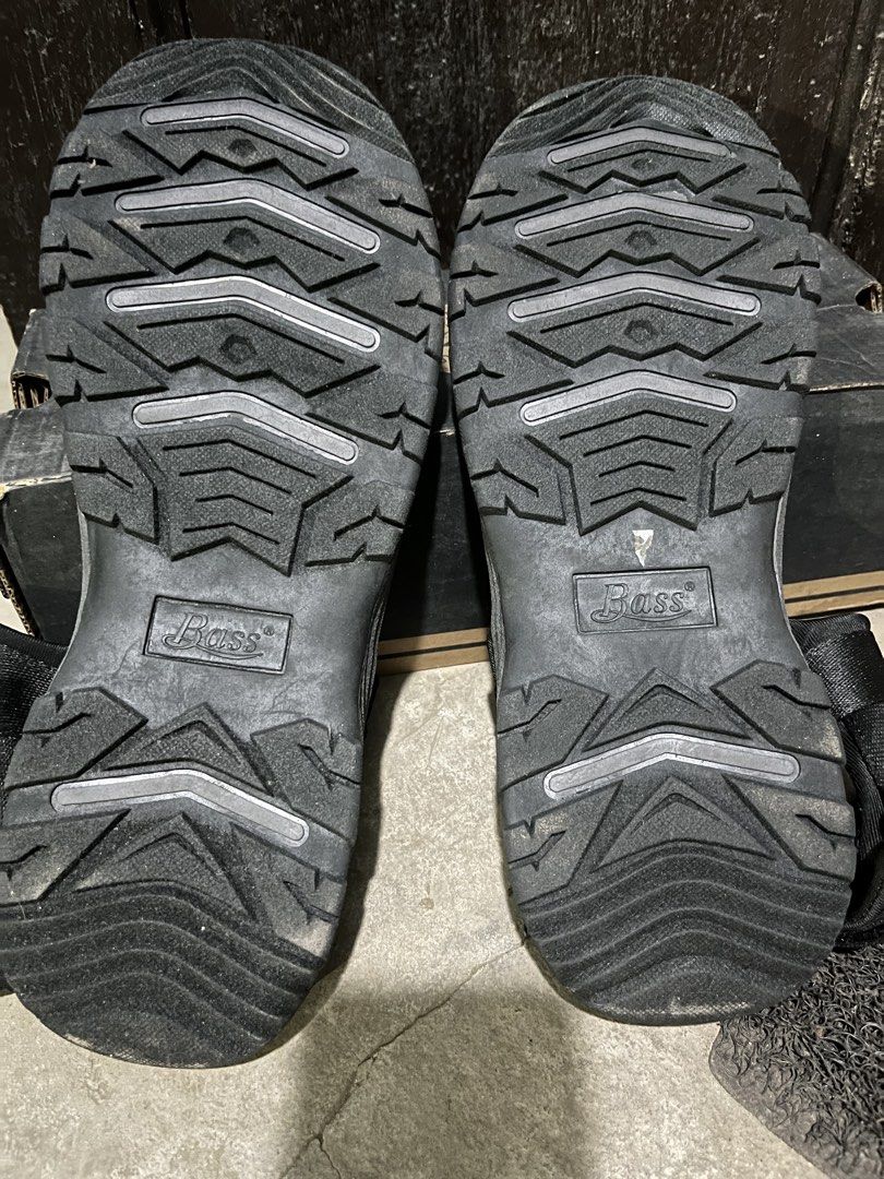 Bass Unisex Black Adjustable Strap Sandals (Category: Slippers & Slides) located in Manila. Submitted by pingfed (Listing ID 1461092736, Image 2). Description: - Unisex; US size 12 - Black Bass sandals - Adjustable straps for a secure fit - Durable sole with excellent grip pattern - Comfortable for all-day walking - Perfect for casual outings or outdoor adventures .
